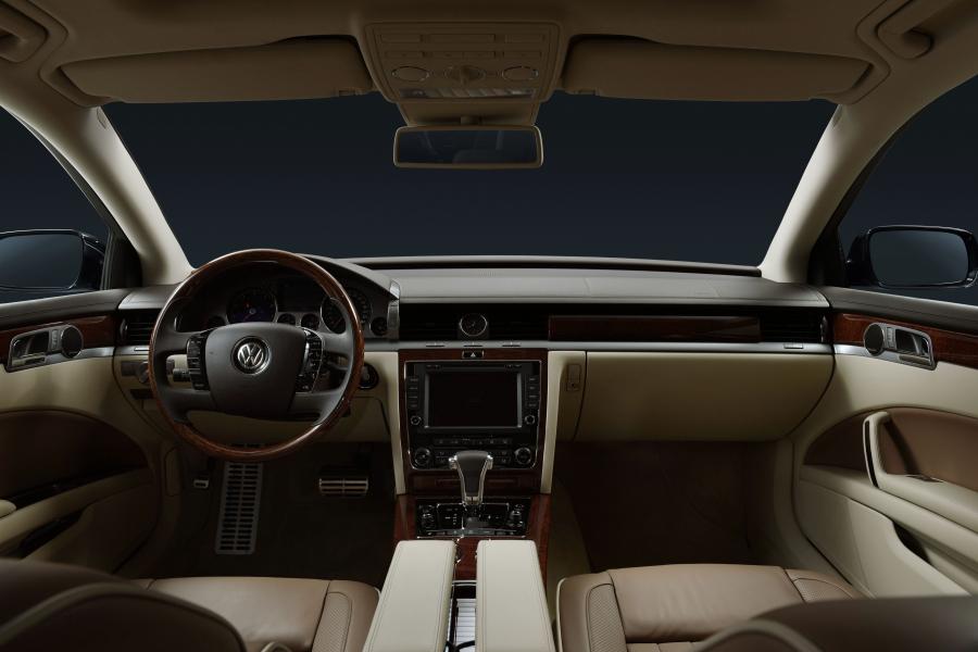 Торпедо Volkswagen Phaeton V6 2015 года  (CN) (фото 5 из 15)